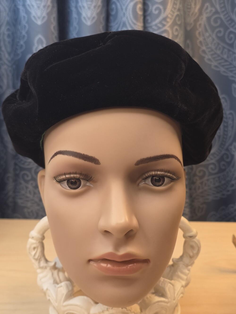 Vintage I. Magnin & Co. Ranleigh Black Velvet Beret Hat Pop Ribbon Trim